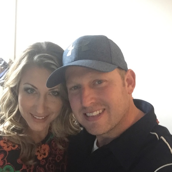 Meet your Posher, Jodie - Picture 1 of 1